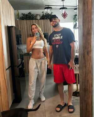 Carmen Carrera Instagram - Wow, 2 years already 🥹 !! The time that we’ve spent together has been purely magical & I’m so blessed to have such a strong man in my life. I thank God every single day for bringing us together. It takes a certain quality gentleman with honest integrity and a high caliber of intellect to meet my standards (aside from the patience of a saint for whatever bs the world feels the need to throw at us). Relationships aren’t easy to come by these days, especially one that puts God at the center of it. You’ve surpassed any and all expectations and have handled every adversity with so much grace. Being with you is so much fun and it reminds me that LOVE doesn’t have to be difficult. Todo con Dios 💗 So grateful for you 🙏🥰♥️