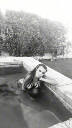 Carmen Electra Instagram - Palm Springs 🌴🔥☀️❤️‍🔥