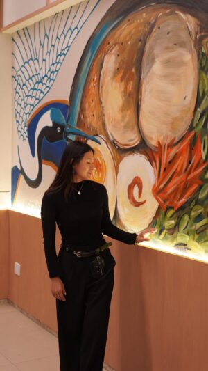 Carol Wang Instagram - Esse foi o resultado da arte feita no @kaoriramenya 🍜🎨🦉 
📍Sorocaba SP
.
.
#ramen #restaurante #sorocaba #arte #pintura #desenho #mural #lamen
