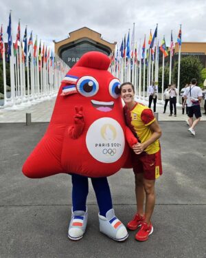 Carolina Marín Instagram - Es este uno de mis lugares favoritos en el mundo? SÍ! 😍

Is this one of my favourite places in the world? YES! 🤩

#PuedoPorquePiensoQuePuedo #olympics #paris2024