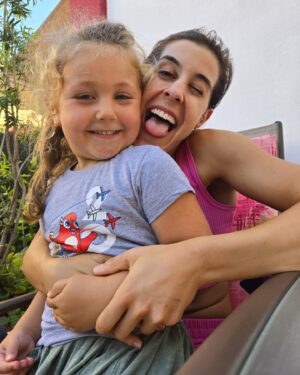 Carolina Marín Instagram - Unos días en casa para comenzar el camino 🏡❤️