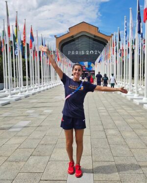 Carolina Marín Instagram - Es este uno de mis lugares favoritos en el mundo? SÍ! 😍

Is this one of my favourite places in the world? YES! 🤩

#PuedoPorquePiensoQuePuedo #olympics #paris2024