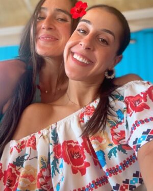 Carolina Marín Instagram - Unos días en casa para comenzar el camino 🏡❤️