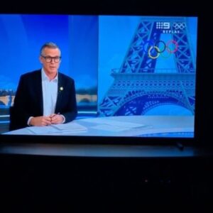 Caroline Buchanan Instagram - Paris 2024 Olympic Games 🇦🇺❤️‍🔥🎤

#paris2024 #paris #australia #olympicgames #olympics #channel9 #wwos 
@channel9