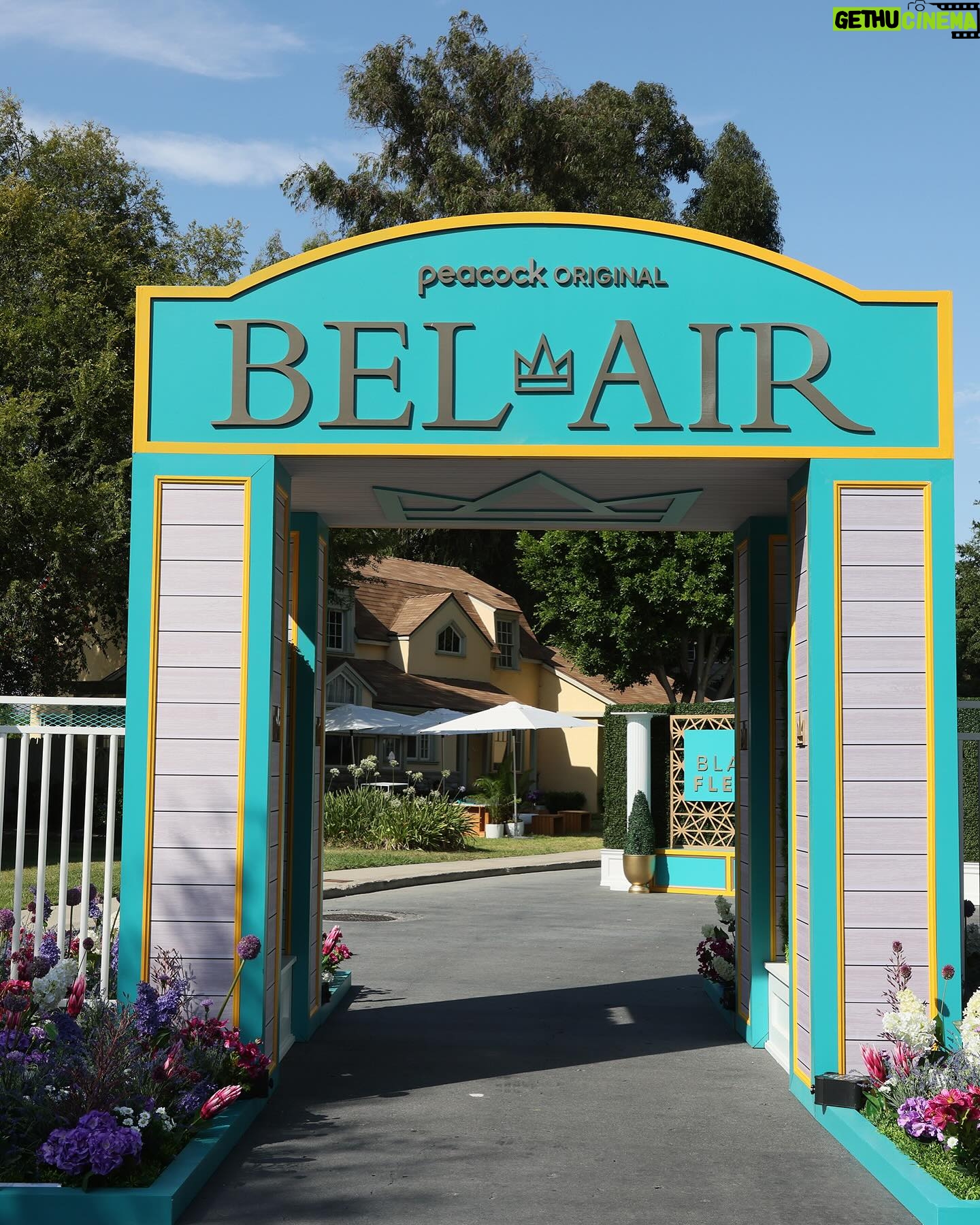 Caroline Chikezie - 11.2K Likes - Bel Air Summer BBQ was a Jam. The struggle for pitch and lyrics was in full effect for some though, right @carolinechikezie? 🤪🤣
#BelAir #JamSession #S3SummerBBQ #SummerTime #S3Aug15 @peacock @belairpeacock @westbrook #BelAirPeacock #BelAir