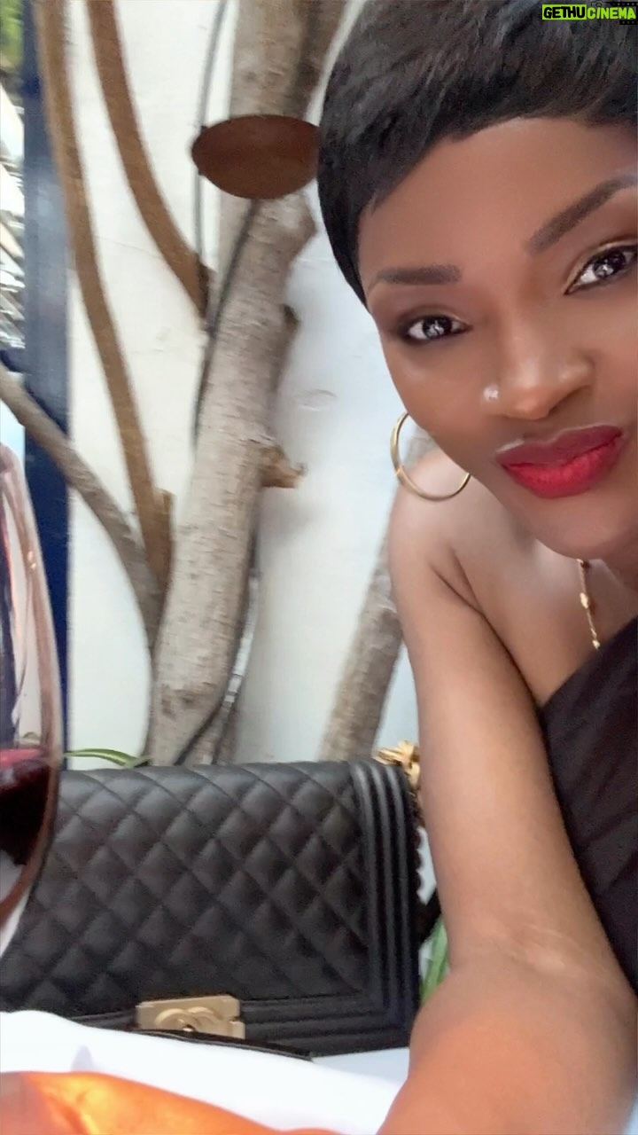Caroline Chikezie - 46.1K Likes - Love where we’ve been, love where we’re going, love YOU! Happy Anniversary Boo! 🙏🏾❤️🥂
#HappyAnniversary #DateNight