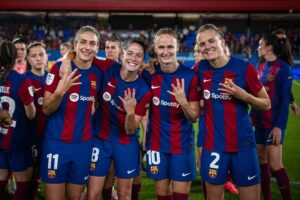Caroline Graham Hansen Instagram - A fantastic season has come to an end. So humble to be a part of this team with these amazing human beings. It wasn’t easy, but thanks to your support the way was easier. Thank you for always standing by our side.Especially after the first semifinal. You made us believe it was possible. That no matter good or bad, we will always have your support. Bilbao is something I will never forget. To win the biggest trophy in a full stadium of blaugrana was truly the most special moment. Visca Barça #soycule ❤️