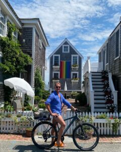 Actor Carson Kressley HD Instagram Photos and Wallpapers August 2024