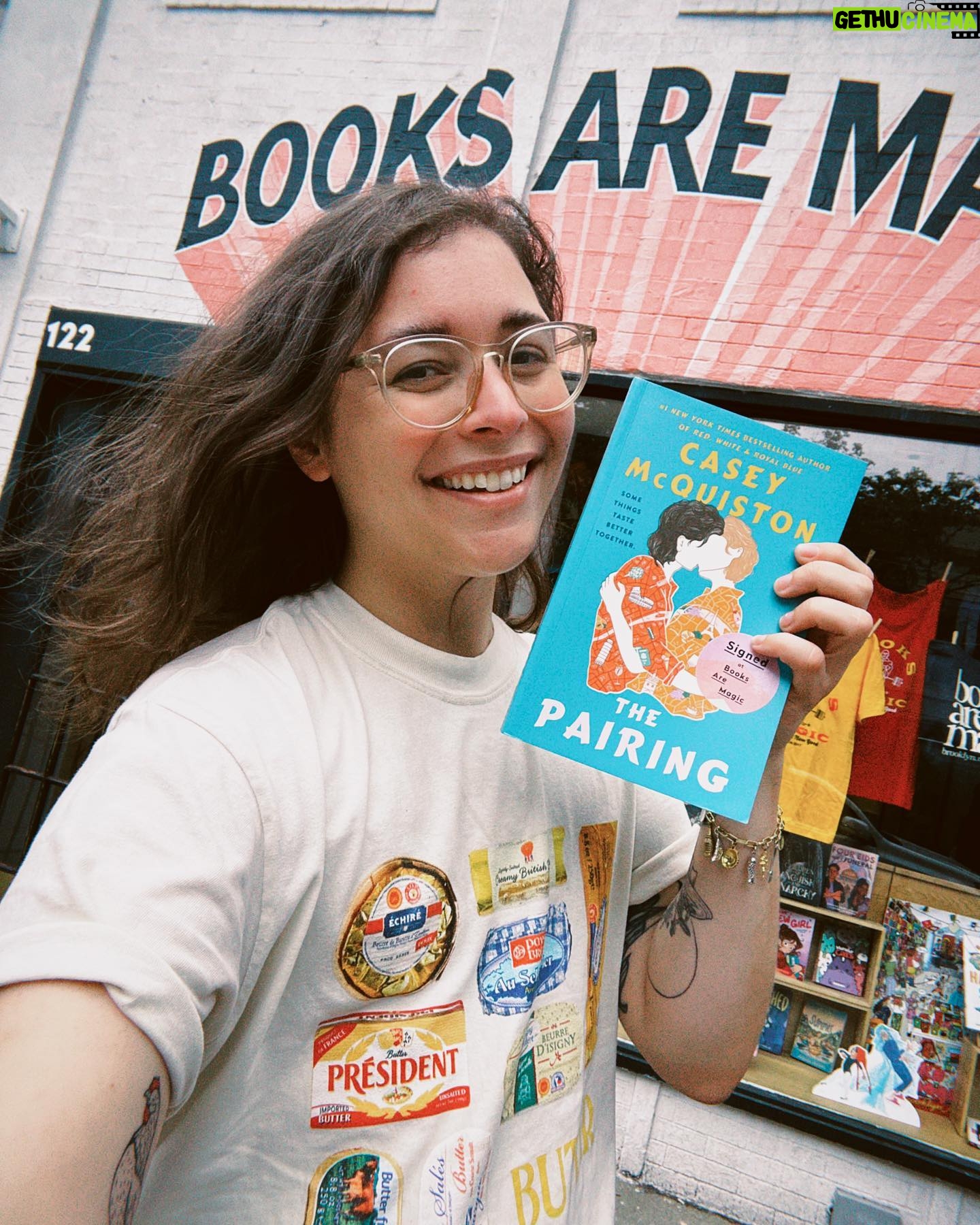 Casey McQuiston - 18.5K Likes - pov: you’re watching me get increasingly sweaty as i sign stock all over brooklyn and queens
great news for people who want to preorder THE PAIRING: we still have some stock left for signed/personalized preorders through @strandbookstore until august 5! aaand i’ll have signed books on sale at @therippedbodice bk, both @booksaremagicbk locations, @wordbookstores greenpoint, @astoriabookshop, and @bookculturelic next week! you can preorder now for shipping or local pickup.