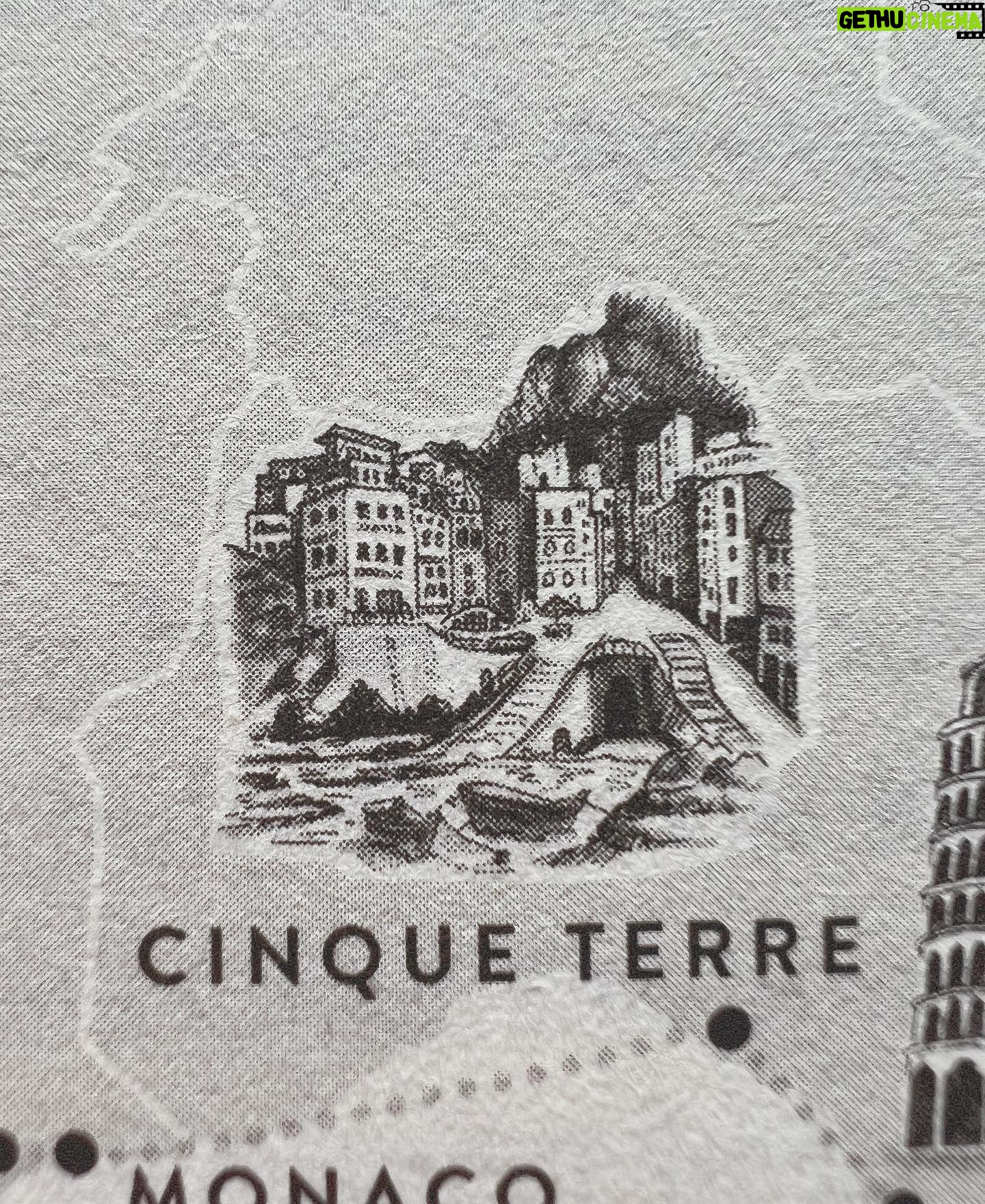 Casey McQuiston - 14.7K Likes - did you know THE PAIRING has a MAP in it!!!
i have always dreamed of having a book with a map and now i do!!! my team & i wanted to include as many wonderful little details in the packaging as possible and one of them is this geographic guide to the tour, with special illustrations by illustrator Rhys Davies. so many little nods to moments in the book here (especially the message in a bottle, IYKYK). isn’t she gorgeous??