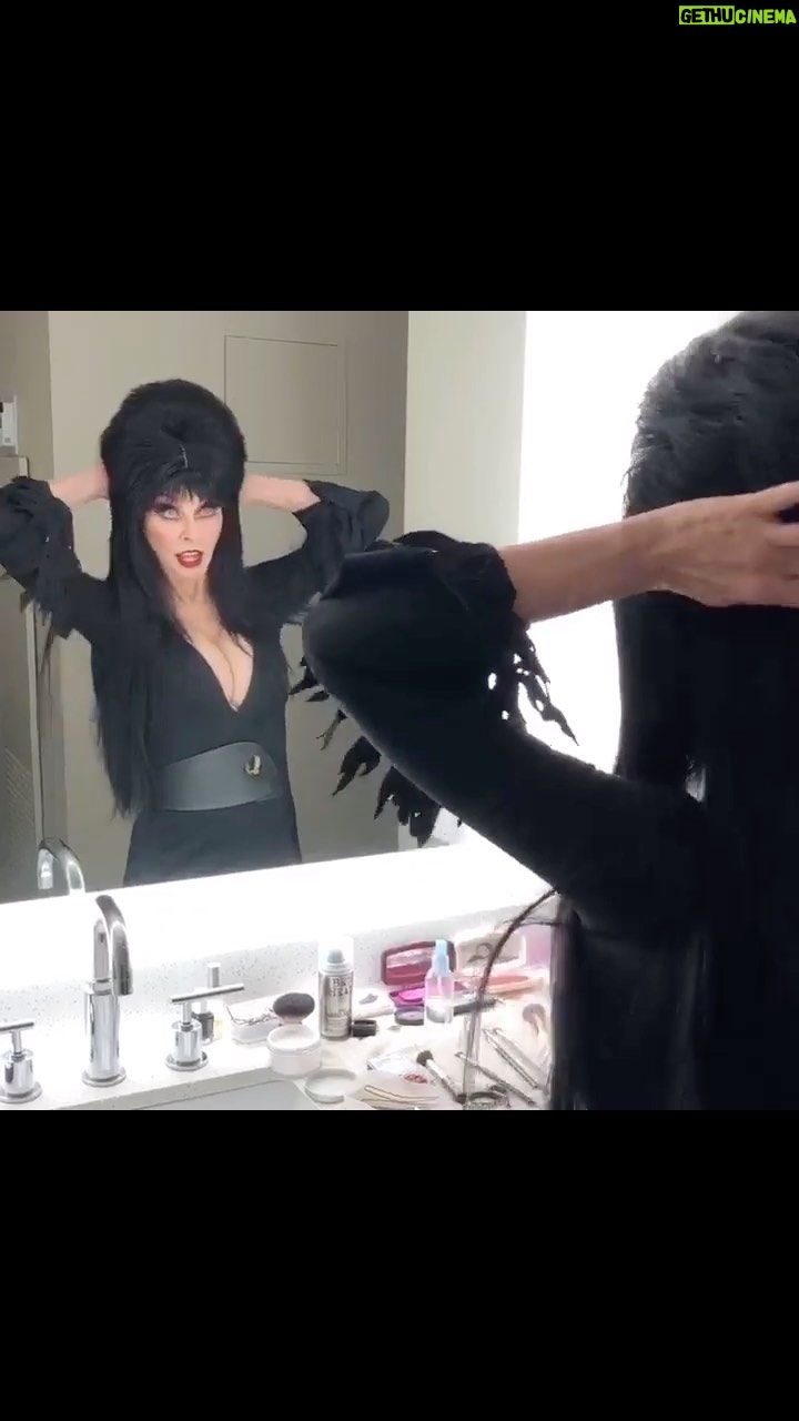 Cassandra Peterson - 61K Likes - Very demure, very mindful 😅💋