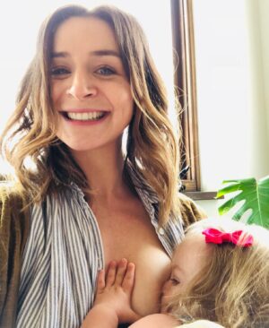 Caterina Scorsone Instagram - It’s World Breastfeeding Week!! What’s most important is that you get your baby fed. But for those who CAN breastfeed, breast milk is jam packed with all kinds of nutrients that boost immunity and fortify the microbiome. Anecdotally, my kids are 7 and 2 and neither has ever had an ear infection or needed antibiotics. Was it all the breastfeeding? Maybe. #breastsaremiraculous #notjustformotorboats #breastfeeding.❤️ PART TWO: For all the Mamas who are in pain about not being able to breastfeed (for physical, emotional or work reasons) know that we all know you are fantastic moms who love your kids so much that you wanted them to be nourished in the best way that they could be.  While medical science does confirm that breastfeeding is the healthiest option when possible and demonstrates that is does statistically reduce the number of ear infections, each kid is different. Some kids who are breastfed will get ear infections and some kids who aren’t won’t. We are talking about statistics, not individual stories (except my own). The bigger problem I see on this feed is the number of women who have internalized shame for whatever their parenting choices or their children’s needs were. This shame is handed down and absorbed through a culture that is historically toxic to women and mothers whether they breastfeed or not. What this post is intended for is to release women who can and want to breastfeed from any shame that used to be associated with their breasts. While also beautiful, breasts are miraculous tools for nourishment and motherhood rather than solely sexualized objects of the male gaze. For any women who are hurting, I deeply and lovingly hope that you can release and heal any shame you have accepted or taken on as a result of your feeding choices. And for the women who want to breastfeed but feel self conscious about it, I hope you can feel free and excited to nourish your baby in a way that has fantastic health benefits for you both. ❤️👍🏻🌕🌕