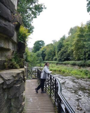 Catriona Gray Instagram - Edinburgh, you have my heart. 🤍 
It’s my first time in Scotland and my dads first time back to his homeland since he immigrated to Australia at the age of 7 back in 1952. 🥹 And it’s like I’m discovering right alongside him - our heritages and family history. 🏴󠁧󠁢󠁳󠁣󠁴󠁿 I’m so grateful to be able to do this trip with him.