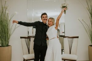 Cauê Bueno Instagram - Hoje completa 2 anos de casamento com ela 🥹❤️ minha princesa👸🏼

Feliz bodas de Algodão 🎉