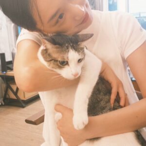 Cecilia Choi Instagram - 台北的愛有海鹽焦糖拿鐵有海有彩虹有貓有王菲有青菜園有最棒魯肉飯有龍蝦意大利麵有生日蛋糕有威風蛋糕有麻辣火鍋