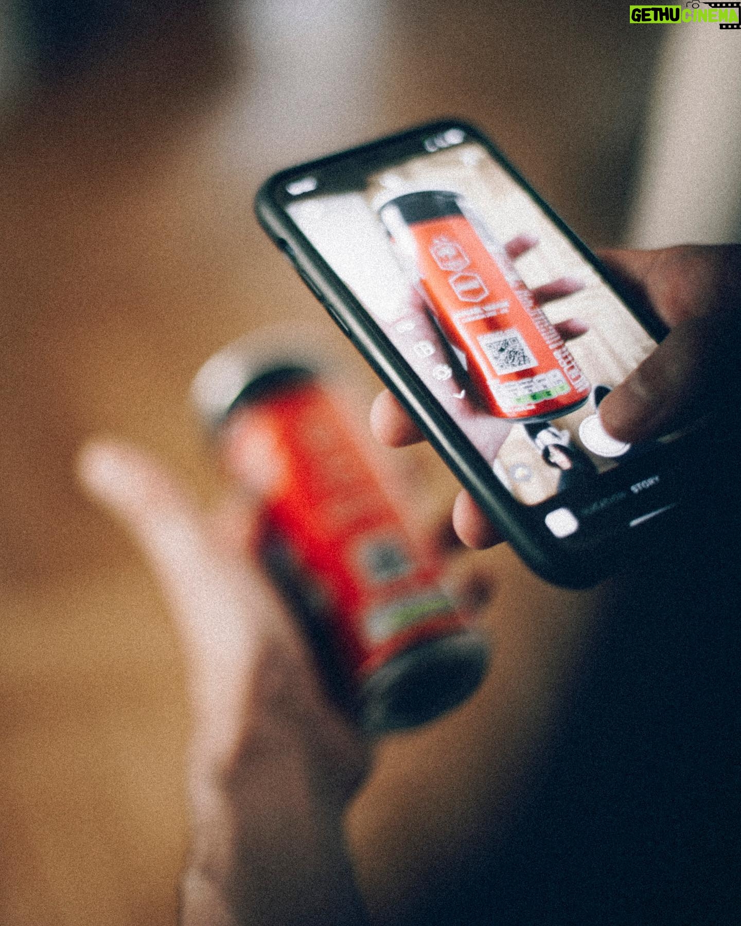 Cédric Pantegnies - 19K Likes - ⚽️ Peu importe notre club tous derrière l’ @equipedefrance pour cet @euro2020. À cette occasion, nous sommes #touspretavibrer avec @cocacolafr
Une collection de 11 canettes collectors à l'effigie des joueurs de l'Équipe de France est disponible.
Profitez d’un bon match et d’un bon coca-cola pour vous rafraîchir et vivre chaque action 💎
Mais ce n’est pas tout, derrière chaque canette de Coca-Cola collector Équipe de France vous aurez la possibilité de gagner jusqu’à 500 euros de bons d’achat valable sur le site officiel de la FFF grâce au QR au dos de votre canette.
Bonne chance et bon match ⚽️⚽️