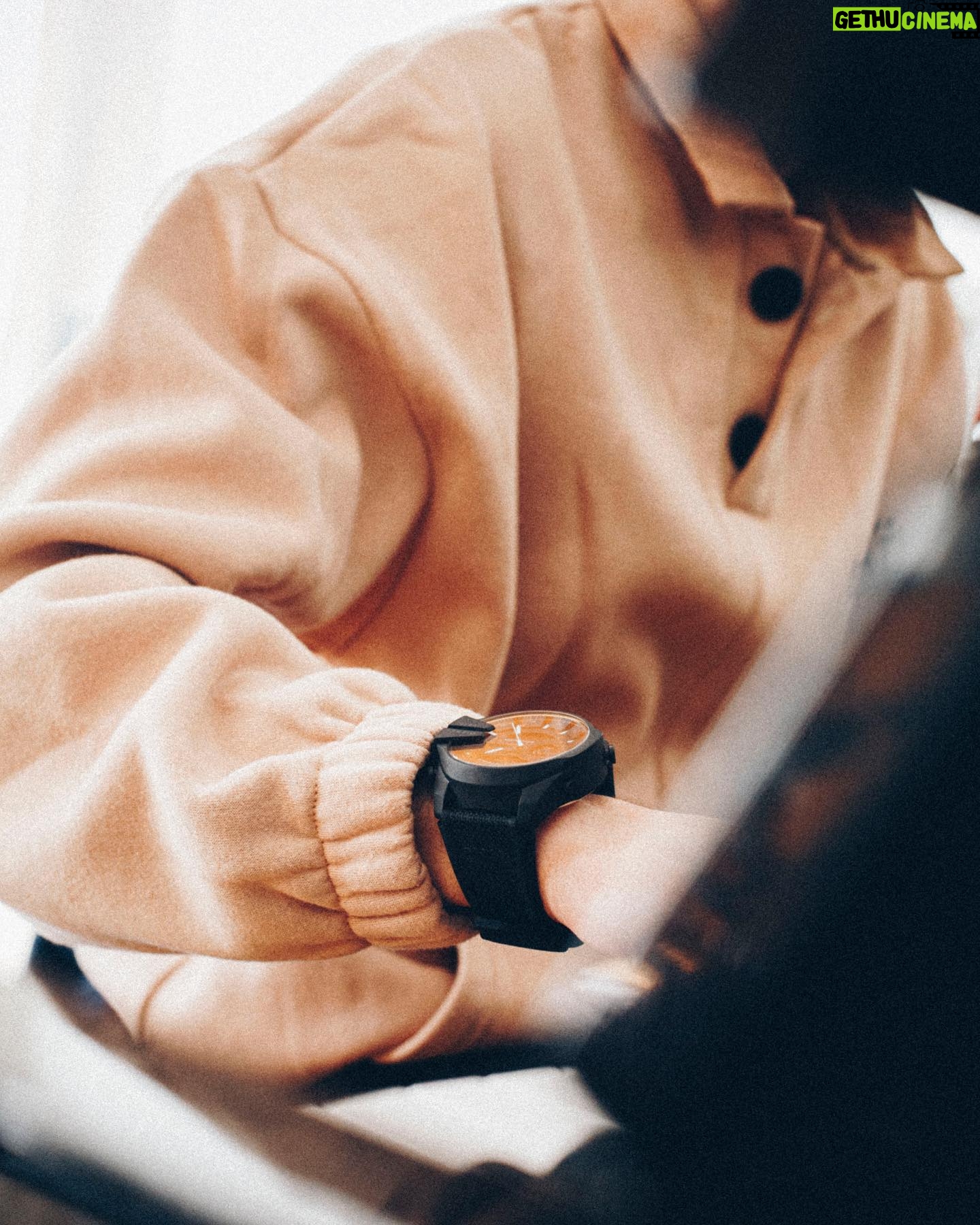 Cédric Pantegnies - 18.2K Likes - Ad | J’ai l’honneur de vous présenter la dernière création de @diesel ⌚️
La #dieselWatch Megachief Ana Digi est celle qu’il faut avoir ⚡️ #DieselWatch #ad