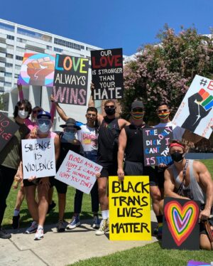 Celesta Hodge Instagram - 🌈🙏🏻🙏🏿
#pride #blm #onelove 
#celibate #your #individuality