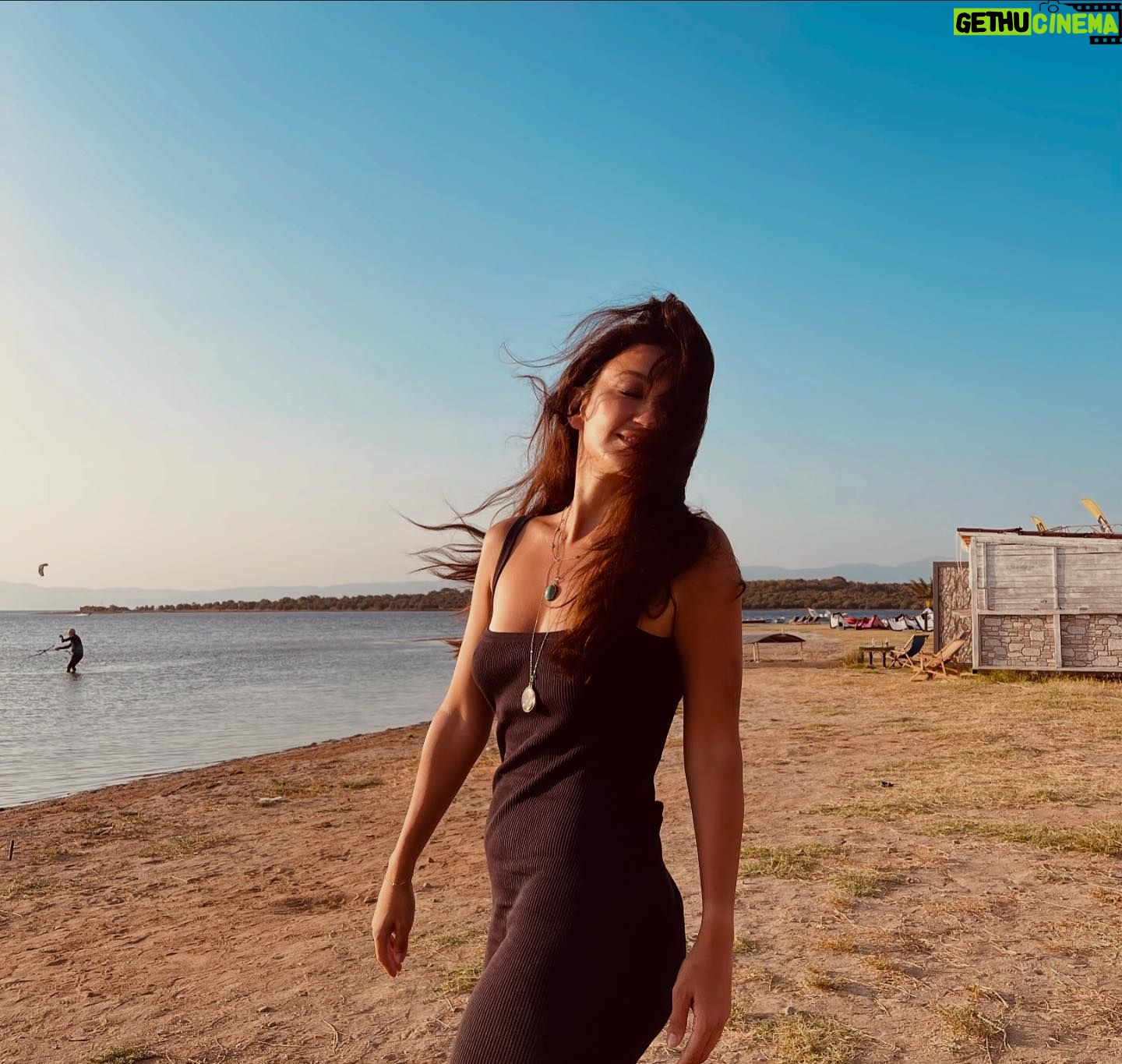 Ceren Benderlioğlu - 10.4K Likes -