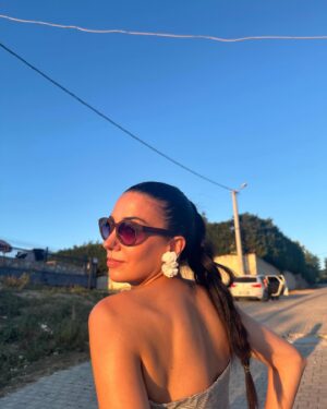 Ceren Yalazoğlu Karakoç Instagram - Yediğin içtiğin senin olsun,bize gördüklerini anlat😛

#reklam