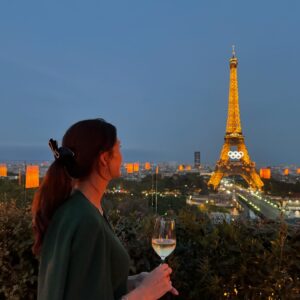 Cha Ye-ryun Instagram - 🥂♥️🥖🌹🍾🎼

@girafe_paris