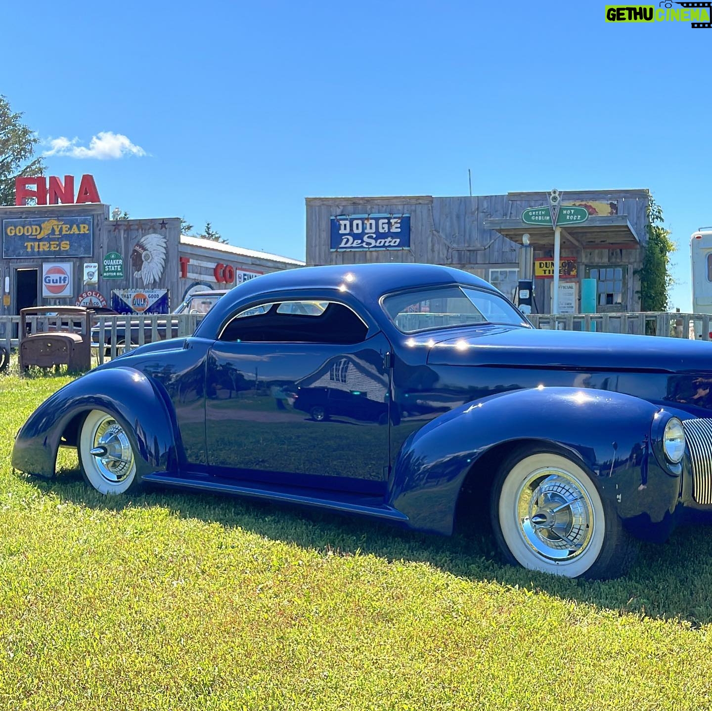 Chad Hiltz - 7.4K Likes - The chopped, channeled, sectioned, bagged, shaved, and widened 1939 Studebaker Commander 🔥