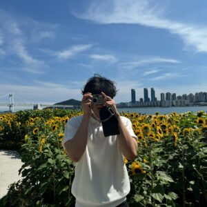 Chae Jong-hyeop Instagram - 🌻📸😁✌️