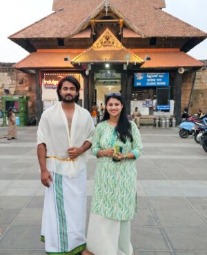 Chandan Kumar Instagram - Sri Anantha Padmanabha swami devalaya .🙏🙏🙏
.
@iam.kavitha_official