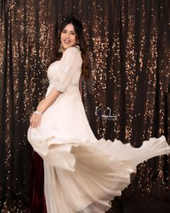 Actress Chandini Chowdary HD Photos and Wallpapers July 2024