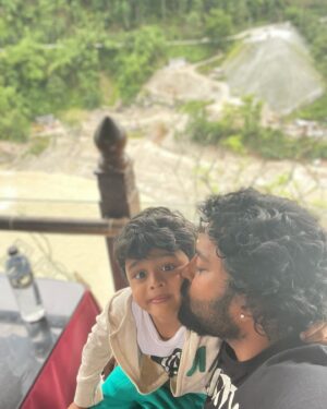 Chandran Instagram - If love had a face…. Happiest birthday my Sonny buoy ❤️