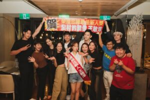 Chanel Wang Instagram - 謝謝金鐘58 @goldenbellawards 
謝謝評審們的肯定
入圍對我來說 就像做夢一樣
第一次來到金鐘現場的我
看著周圍坐著電視上熟悉的演員
座位上貼著自己的名字
這一切都如此的真實
我想要謝謝 TVBS
給我這個機會 
讓更多人認識 王敏淳
謝謝Sheena總經理 郝副總  47姐 Nick哥
全力支持我 給我追夢的勇氣和機會
謝謝我們機智大家庭
邵哥 Kimi媽咪 導演們
辛苦的幕後工作人員 全體演員
我真的很榮幸
可以代表大家參加這個盛會
謝謝你們 我愛你們🤟🏻
也謝謝我親愛的家人
讓我感受這世界的美好
更謝謝機智比比們
喜歡徐念雅 ㄚㄚ 喜歡王敏淳
雖然這次沒有得獎
有點小失落
但還是很開心能獲得入圍的肯定 
我很喜歡並享受這份工作
未來 小香香會繼續朝自己的夢想前進努力💪🏻
謝謝我愛的人 愛我的人💗
Go Fighting👊🏻👊🏻