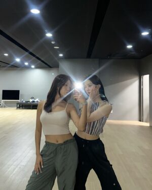 Chang Seung-yeon Instagram - 💚💘✨🌟