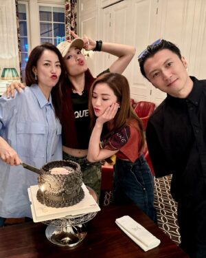 Charlene Choi Instagram - Good friends
Good food
Good vibe 
❤️❤️❤️❤️
#補祝Mani生日
#loveyou 🥰🥰