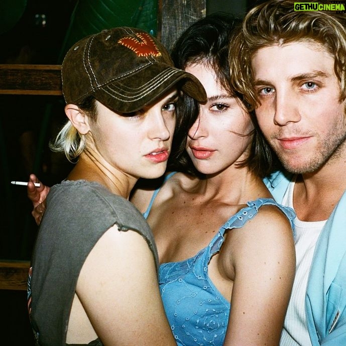 Charli XCX - 873.8K Likes - part 2 by @myleshendrik