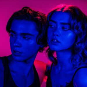 Charlie Besso Instagram - “Never Ending Tragedy” is out now … I am so proud to have made this song with you @ellaboh ❤️‍🩹💘 A song for the times when it might feel impossible to see the light at the end of the tunnel… 

Written by me and @ellaboh 
Produced by @ellaboh 
Mixed by @mixedbydel