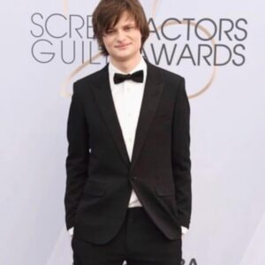 Charlie Tahan Instagram - Sag awards 2019 @trevorlong721 @sofiahub @juliagarner94 @carson_holmes3 @ozarkactorevan @jason_bateman @butlerharner @skylargaertner @anthonyvacarello