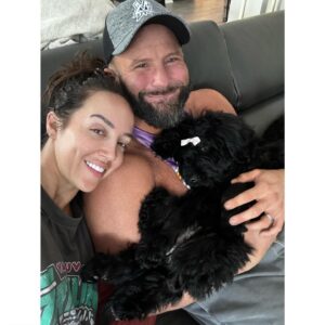 Chelsea Cardona Instagram - Welcome home Paisley 🎀 
Please swipe to read her story. 
@save_a_life_pet_rescue @oviedovetcare