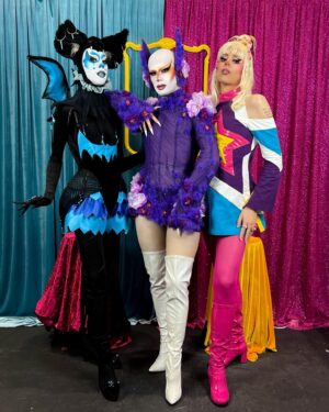 ChelseaBoy Instagram - DRAG CON DAY 3 - REBIRTH 💜

This look was based on a vision I head about the first post-apocalyptic blossoming. It’s the rebirth of planet earth after humanity has fully polluted it. As no energy in the universe can ever be created nor destroyed, earth will be able to transform and restore itself after the human plague it suffered. ✨

Dress @jacobleole 
Assisted by @ceaudetoilette @maceydegeus_x and me
Ear cuffs @xochelseaboy 
Face by me using @mehroneurope 
Nails @lilly_nails_nederland_benelux 
Event @rupaulsdragcon @worldofwonder 
Agency @dragsofanarchy 

#dragcon #dragconuk #dragconuk2023 #rupaulsdragcon #worldofwonder #dragrace #rpdr #chelseaboy
