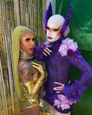 ChelseaBoy Instagram - DRAG CON DAY 3 - REBIRTH 💜

This look was based on a vision I head about the first post-apocalyptic blossoming. It’s the rebirth of planet earth after humanity has fully polluted it. As no energy in the universe can ever be created nor destroyed, earth will be able to transform and restore itself after the human plague it suffered. ✨

Dress @jacobleole 
Assisted by @ceaudetoilette @maceydegeus_x and me
Ear cuffs @xochelseaboy 
Face by me using @mehroneurope 
Nails @lilly_nails_nederland_benelux 
Event @rupaulsdragcon @worldofwonder 
Agency @dragsofanarchy 

#dragcon #dragconuk #dragconuk2023 #rupaulsdragcon #worldofwonder #dragrace #rpdr #chelseaboy