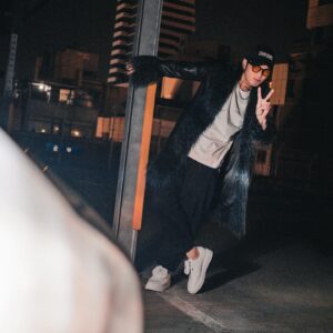 Chen Xi Teng Instagram - -
“ K W O N D O “ 
看到第一眼就受不了的鞋兒🌼
 -
👟 @xinstore_ 
🧥 @nolimitsfun 
🧢 @chronicxantidote 
📷 @kung_1997