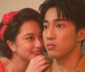 Chen Xi Teng Instagram - -
“ R U N N E R  R U N N E R “
感謝 @shoumethemoneyxx 讓我當小刀🤣
但這MV還原度高到破表了吧⋯
怎麼越看越像星爺啊😅😅
#周星馳 #星爺 #賭聖 #賭俠 #達叔 #陳小刀 #獨眼龍 #大軍 #海珊 #沒收工就罵髒話