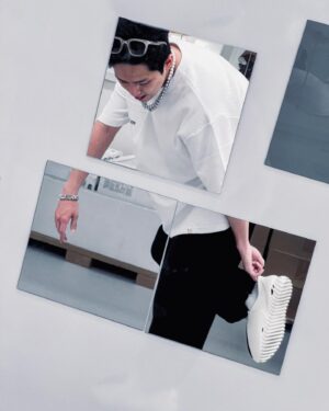 Chen Xi Teng Instagram - -
“ W H A L E” ?????
Got new kicks, sick 🐳✨❤️
@genegg_0 @xinstore_ 
-
喔
天氣好熱🫠你們說呢