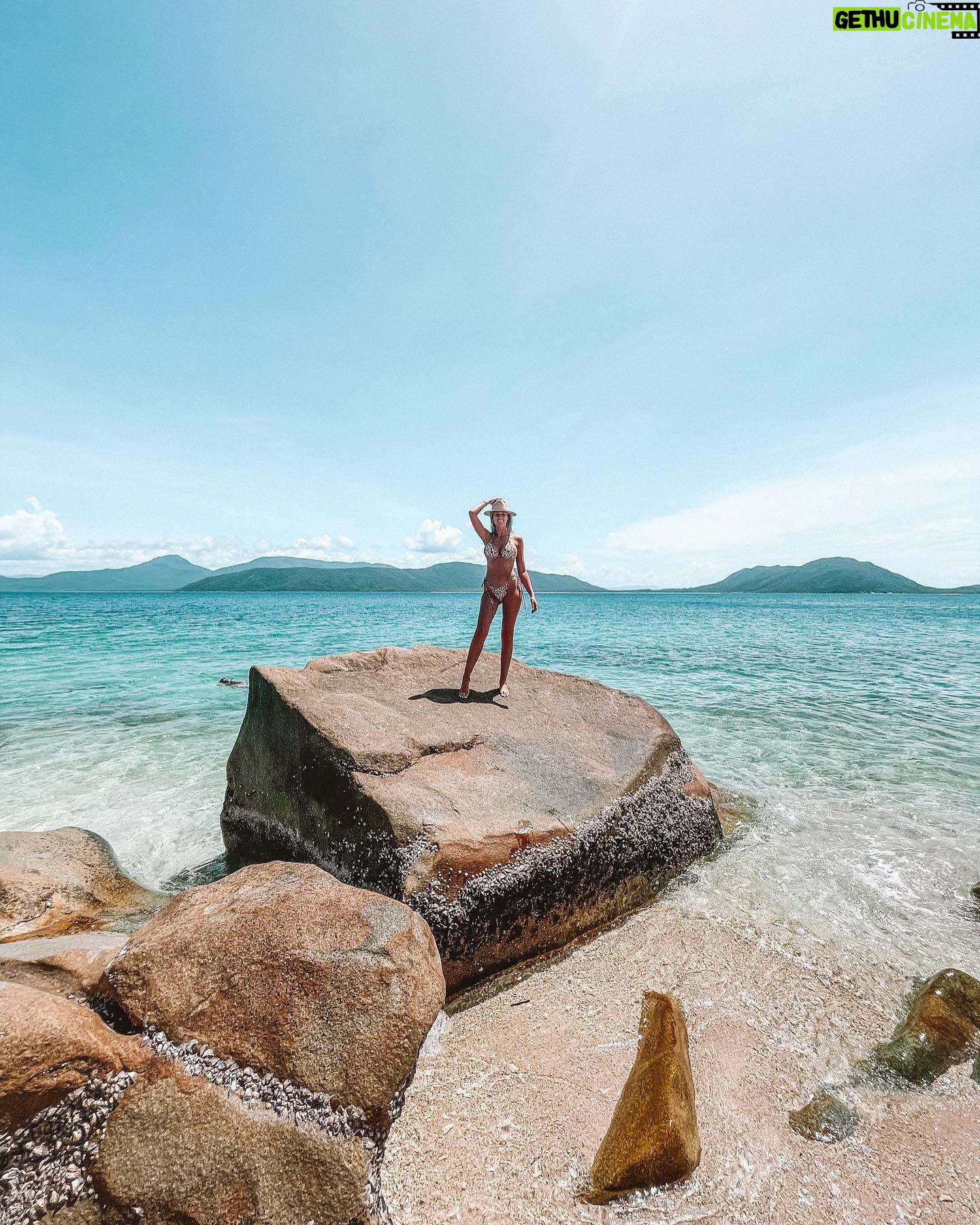 Cheryl Maitland - 1.9K Likes - In a tropical state of mind 🌴