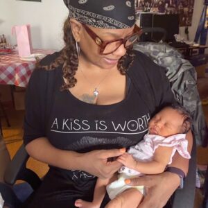 Cheryl Pepsii Riley Instagram - Happy #BlackVelvetMonday 

Dedicating this one to Family!
So much goin on…. The Great, the not so great 🙏🏽 
But we are holding on….
God is Still God n HE Yet Reigns!!!

Choosing to focus on our Leo Babies n this weekend cuz Ooohhh……
Nothin like Family!!!

And I mean All Family, 
The ones we are born into, 
The ones we choose who choose us,
The ones we build community with,
Our Village!

And speaking of Our Village, 
I HAVE to Shout out Our Delaware Family! 
We Sooooo Love n Appreciate Each n Every One of You! 
The way you Embraced Drea n Amani from the Beginning n Continue to Honor her…..
It means more than any words could ever say! 
Love y’all fo real fo real!!!!

To My #BVMFam,
The way y’all ride for me, #HotChoc n #Team….
You have no idea how many times that has gotten me thru!
Thank you for always showing so much love n support!

Been a lil crazy these days, 
for a lot of us, so 
Please,
Love on Each other
Love on YourSELF 
And 
Know that you are not alone! 
We gon’get thru n We will get thru
TOGETHER…
That’s FAMILY ❤️

Have a Beautiful LoveFILLED 
 Week n PLEASE Stay Safe n Healthy out there! 

Blessings!