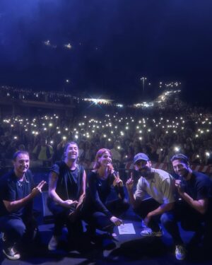 Chiara Galiazzo Instagram - Un’ Insolitissima Estate molto carina ❤️ ( e che avrà una sorpresa finale 🍒) 

#UnInsolitaEstate 🌹❤️