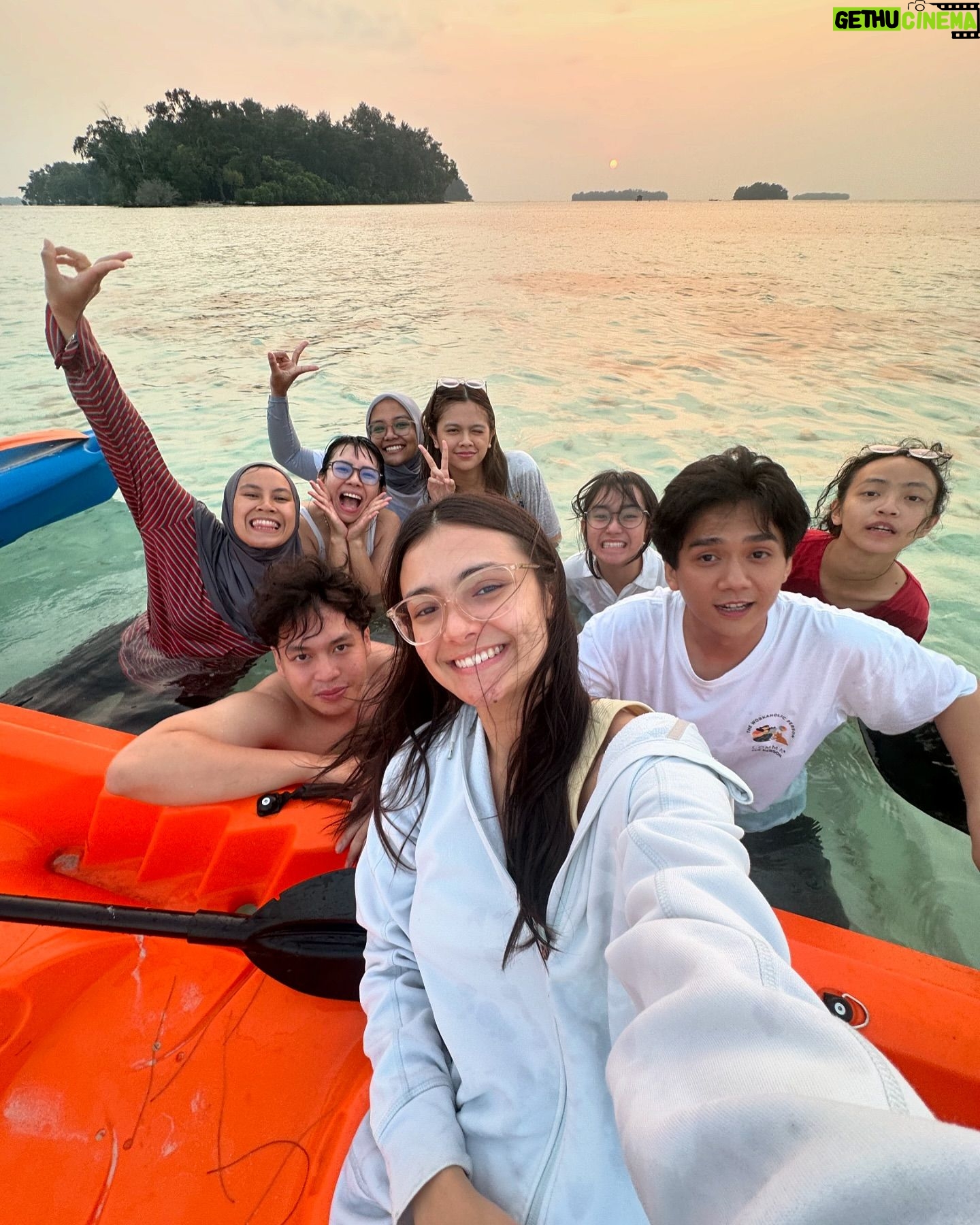 Chicco Kurniawan - 18.5K Likes - genteng kecil yang perasaannya besar.