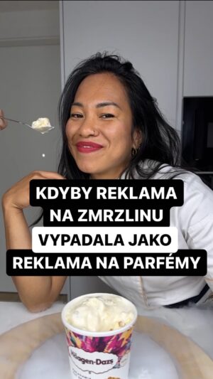 Chila Ta Thuy Instagram - Děkuji Häagen-Dazs za tuto jedinečnou příležitost stimulovat vaše chuťové buňky a běhat po ulici se zmrzlinou ve zpomaleným záběru. 😀 Do komentářů napište, která příchuť dokáže nejvíc zahnat vaše existenční problémy. 🫠 

#spetkachili #necojakoreklama #HagenDaazs #HaagenDazsMoment