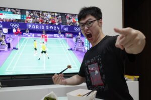 Children Chiu Instagram - 我現在就大膽預測！🏸我們羽球一定會拿下金牌🎖️不管我預測對不對！我跟品妤中壢發100份🐔雞排，絕不唬爛！@meganliu1030 

@leeyang0812  @chilinwang  @tai_tzuying @tienchenchou