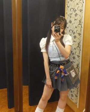 Chisaki Morito Instagram - おぜちぃバスツアー１日目終わりました！
　
　
は〜、、、ほんとにあっという間の１日でした、、、
記念撮影したり、お話ししたり、抽選会したり、花火したり、、、楽しかったー！

　
　
今日はよく寝て明日に備えましょうね✊
また明日〜
　

デジカメ持ってきたの大正解だった💯
めっちゃいい感じに撮れて満足満足。笑
　
　

　
#おぜちぃ修学旅行 
#おぜちぃバスツアー 
#磯部温泉 
#♨️ 
#デジカメ