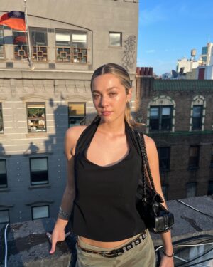 Chloe Lang Instagram - 👋🏼